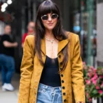 How to Style Light Wash Jeans With Everything in Your Closet This Spring