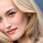 The Major Risk Love Story’s Sarah Pidgeon Took to Look Like Carolyn Bessette