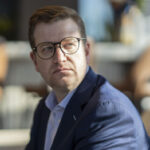 Top Kirkland & Ellis debt lawyer defects to Simpson Thacher