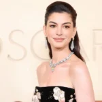 Anne Hathaway Brought the Granny-Print Trend to the 2026 Oscars Red Carpet