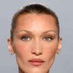 13 Elegant Hairstyles For Oval Faces, According To The Pros