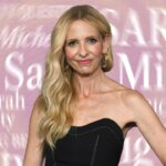 Sarah Michelle Gellar on NAD, Beauty Lessons, and Why the ’90s Were Cool AF